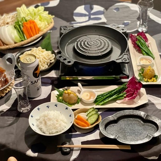 お友達から届いた「松尾ジンギスカン」鍋付き！の夜ごはん