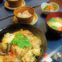 【30分！スピードおうちごはん】定番の親子丼やらお雑煮風味噌汁　de　夕食　＆　彩りって大切だね