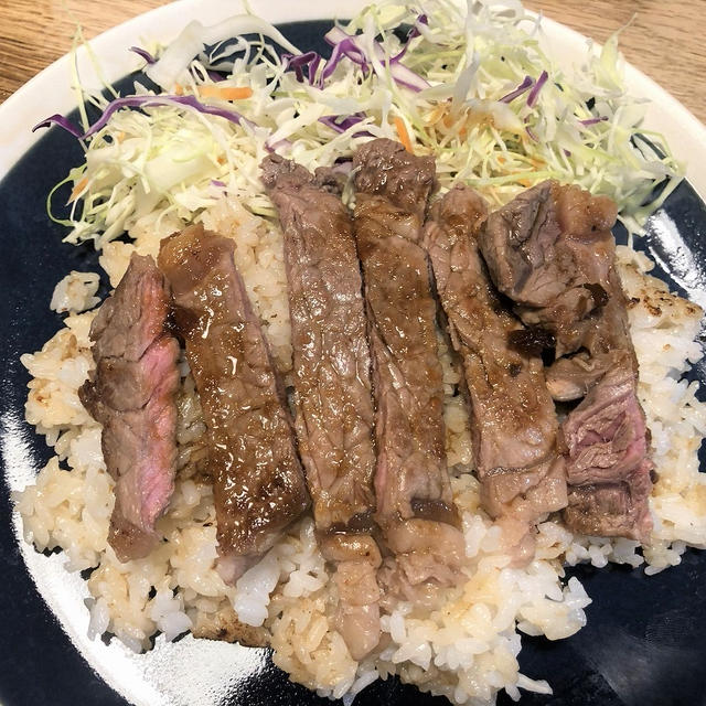 わが家の定番ガーリックステーキ丼