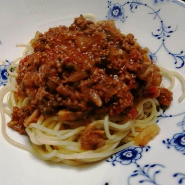 セロリたっぷりミートソース