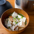 【白菜】豚肉や豆腐…たっぷり具だくさん♪ピリ辛中華風スープ。