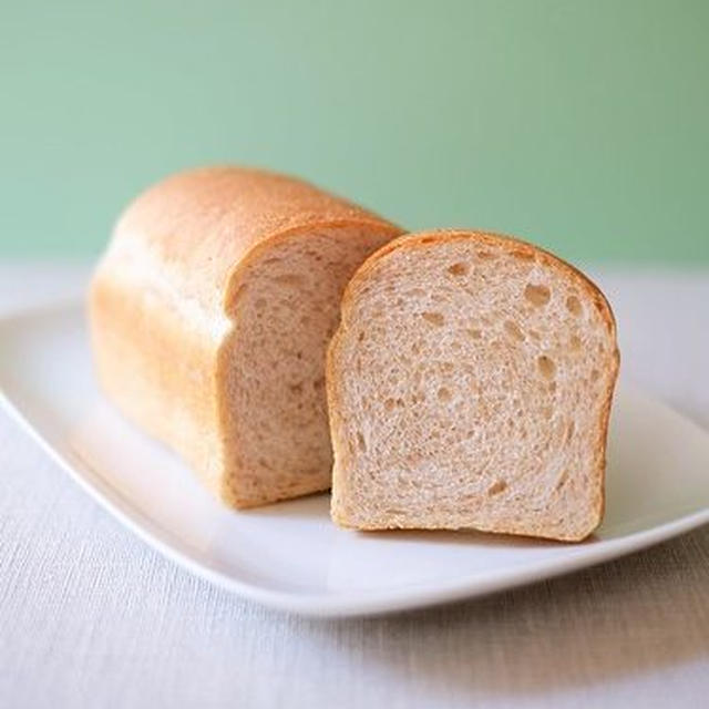 全粒粉のパンいろいろ「山食」「角食」「バンズ」にHB焼きのパン（レシピ）