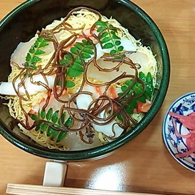「いづう」のちらし寿司