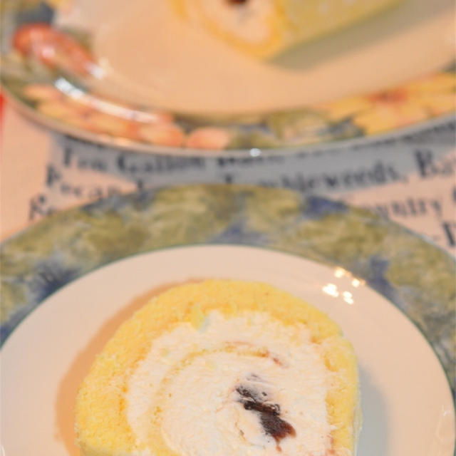 餡入りロールケーキ