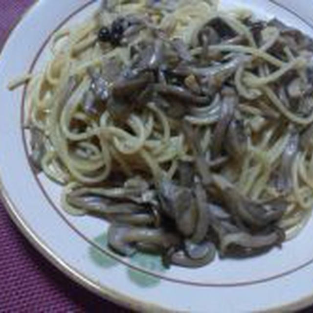 「たっぷりキノコの和風パスタ」