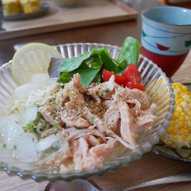 「冷やしサッポロ一番サラダチキンのせ」につくれぽ
