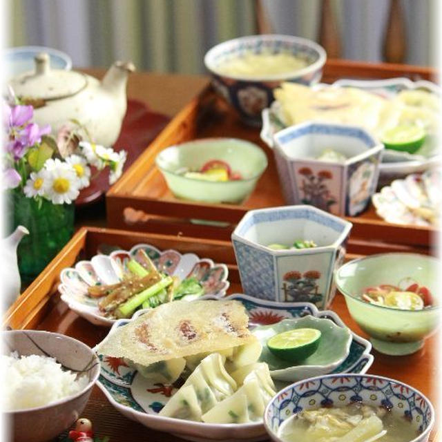 まぐろ餃子。　と　献立。