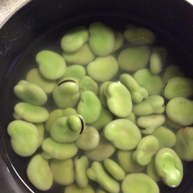 そら豆はそのまま冷ます