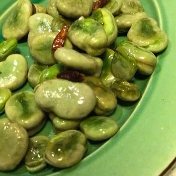 【レシピ】そら豆のピリ辛オリーブオイルソテー