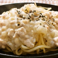 ホワイトミートソース