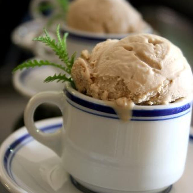 Lavender Milk Tea Ice Creamラベンダーミルクティーアイスクリーム