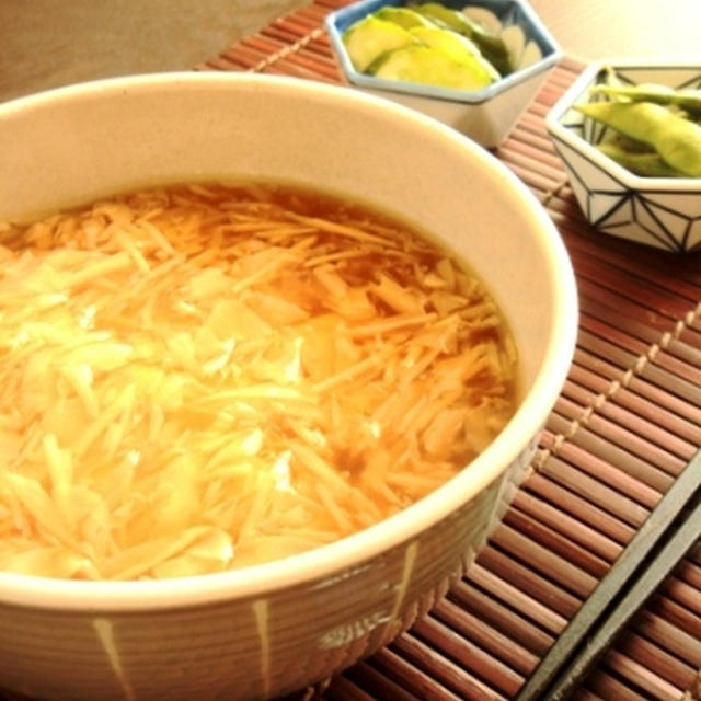 夏にはんなり、冷やし湯葉餡かけ饂飩