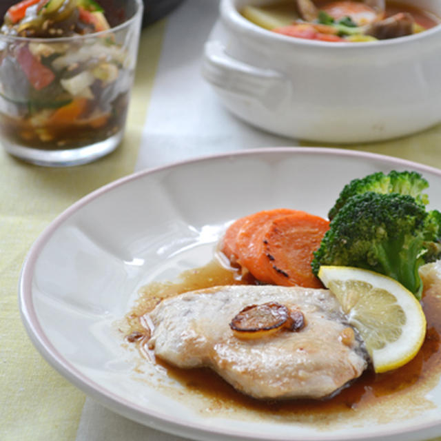 試作続きます～ソテー、パスタ、炒め物、汁もの。佐渡名物・いごねりの中華サラダ。