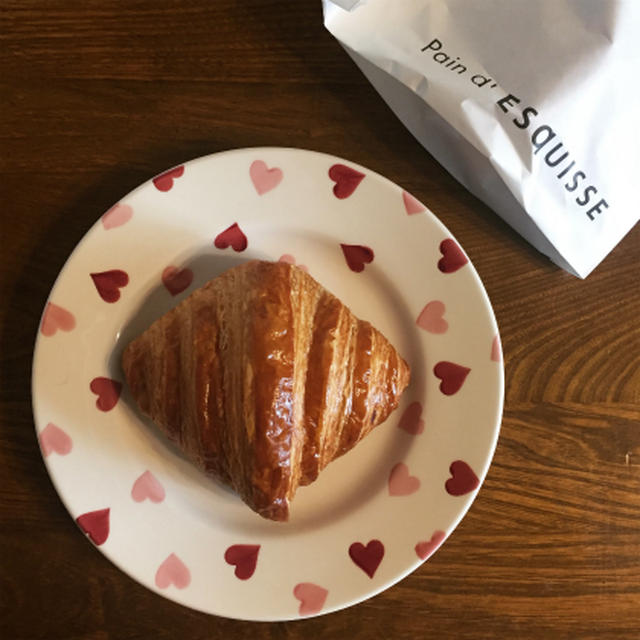 週末はクロワッサンから