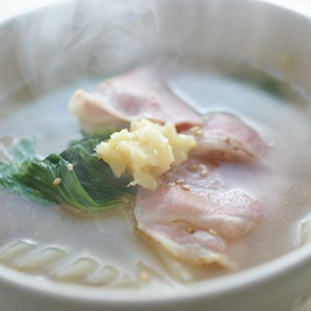 ごま 生姜風味 セロリとベーコンの和風スープ By パすけさん レシピブログ 料理ブログのレシピ満載