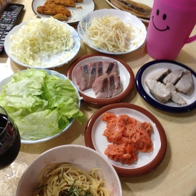 ハマチの刺身・スモークサーモンで晩酌