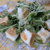 わさび入りポンマヨで♪　焼きはんぺんと貝割れのサラダ