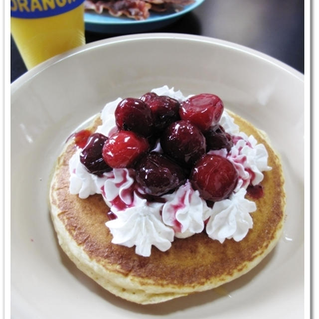 久しぶりに作った朝ごはん・・Arrowhead Mills Buttermilk Pancake