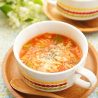 【スパイス大使】セロリの葉消費に♪野菜ジュースで作るミネストローネ