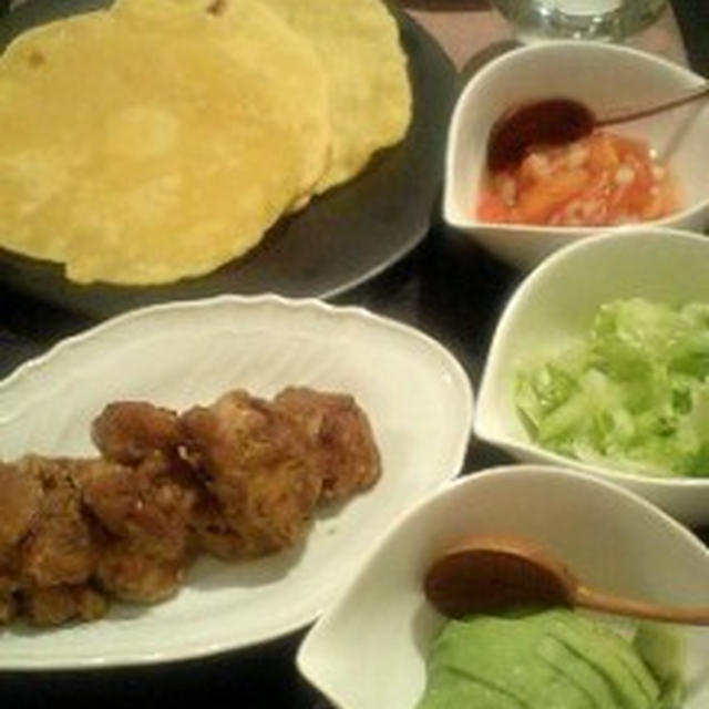 スパイシーチキンでトルティーヤ♪