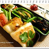 【ドライカレーをアレンジ♪はんぺんのスパイシーカレーサンド〜本日のお弁当】