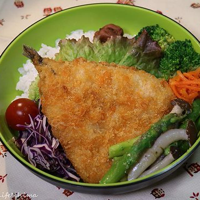 アジフライ弁当