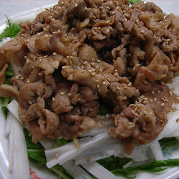 スタミナ焼肉サラダ