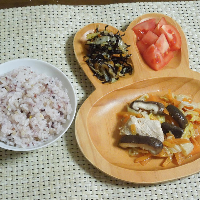 ◇塩蒸し煮野菜De簡単☆ひじきの炊いたん