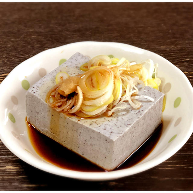 栃木屋商店の黒ごま豆腐