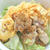 フライパンでパパッと簡単ごはん！春キャベツと鶏もも肉のふんわり玉子丼。