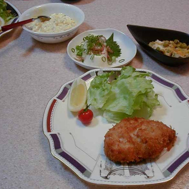 チキンフライとうすいえんどうの卵とじ