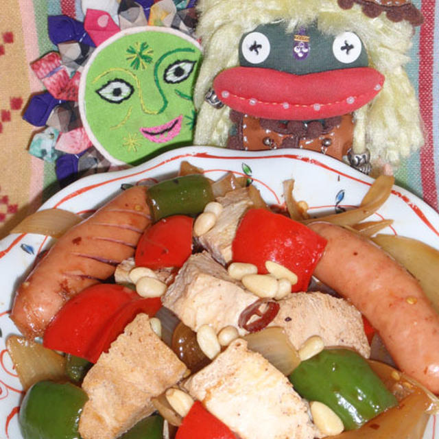 凍り豆腐とピーマンの豆豉炒め＆ピーマンともやしのナムルetc.（お家カフェ）