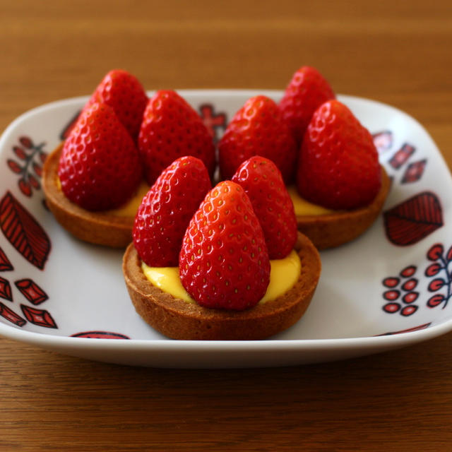 いちごタルト