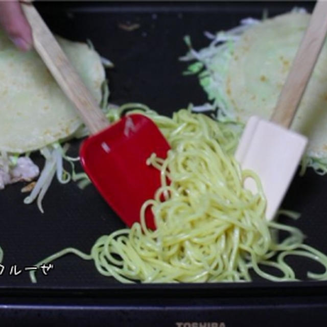 広島風お好み焼きで1人宴会