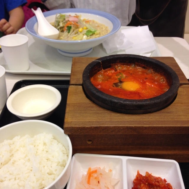 ただいま、晩ご飯作り中。