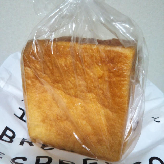 パンとエスプレッソとのムーはしっとり美味