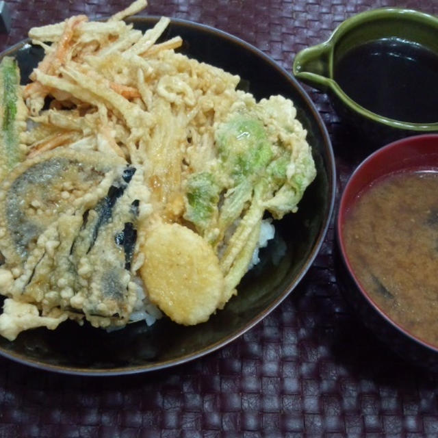 【献立】野菜天丼、しじみのお味噌汁、キャベツときゅうりの即席お漬物