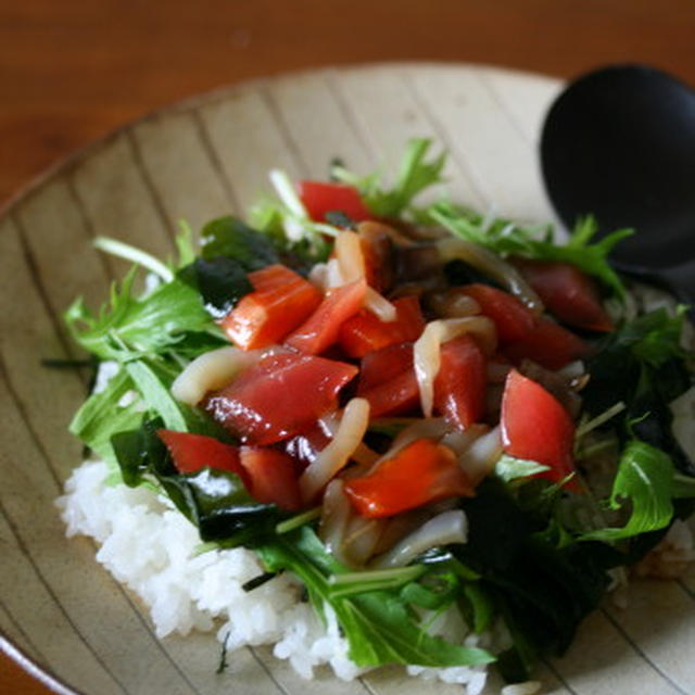 ■海鮮サラダ丼。