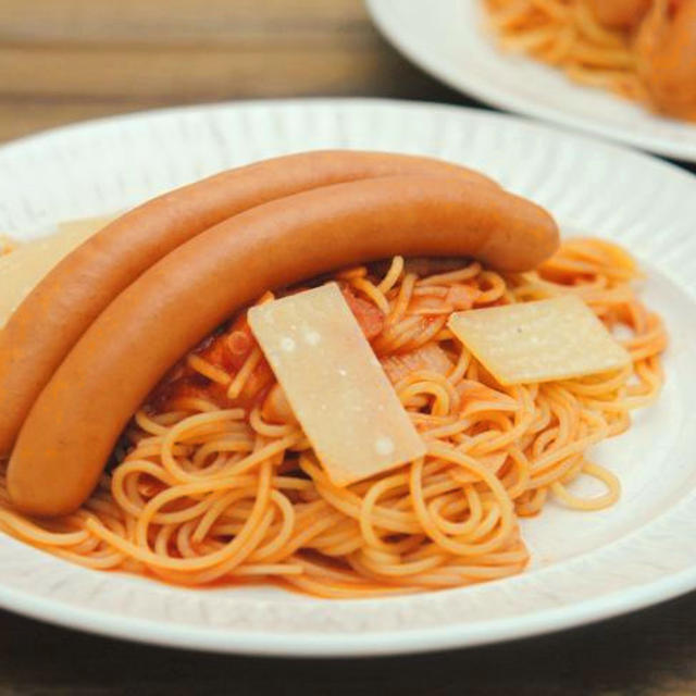 ソーセージのっけトマトパスタ