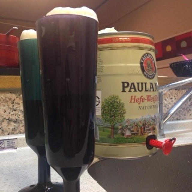 デカビールで飲んだくれました。