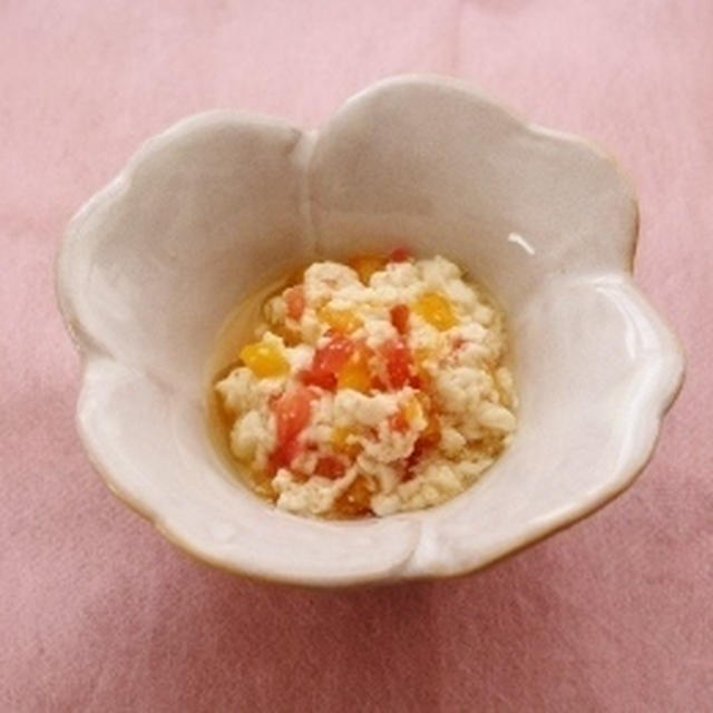 レシピブログ連載☆離乳食レシピ☆「トマトとパプリカの豆腐あえ」更新のお知らせ♪