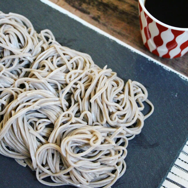 【簡単！鰹節で】即席麺つゆ✳麺つゆ無いのに蕎麦茹でまして…