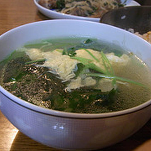 簡単レシピで晩御飯-豆腐とモロヘイヤの冷たいスープ