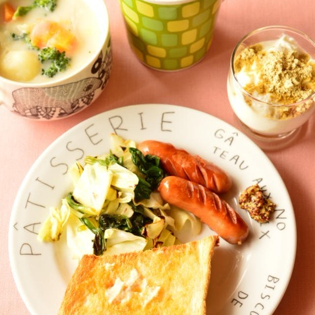 クリームシチューで朝ごはん