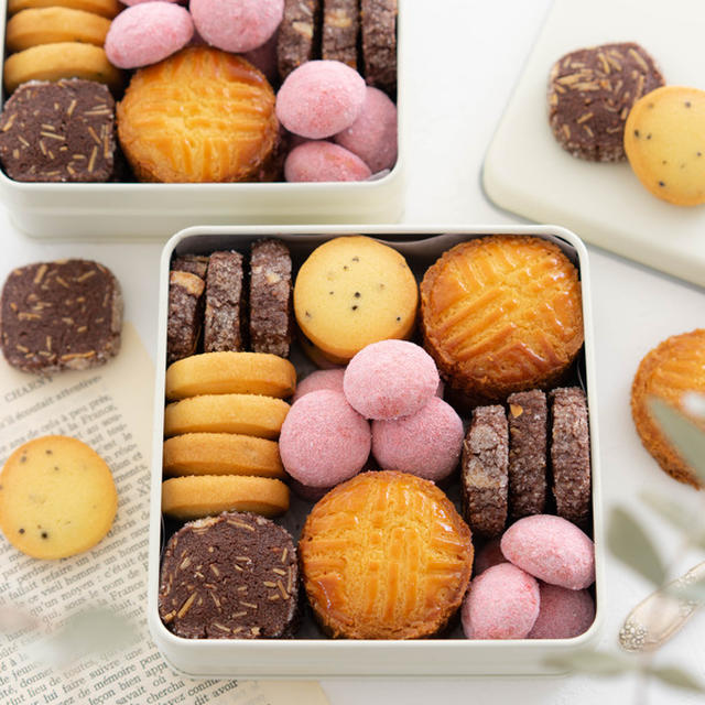 クッキー缶を３パターンのスタイリングで撮ってみる♡
