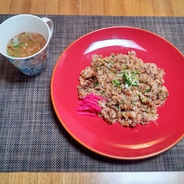 ソースの焼けた香りで思い出した味☆ソース風味の牛肉炒飯♪☆♪☆♪