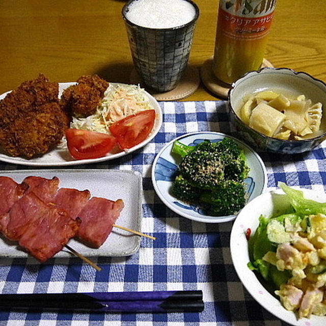 【晩酌】チキンかつ・ベーコン串焼き・たけのこ煮物・ブロッコリーのおひたし…