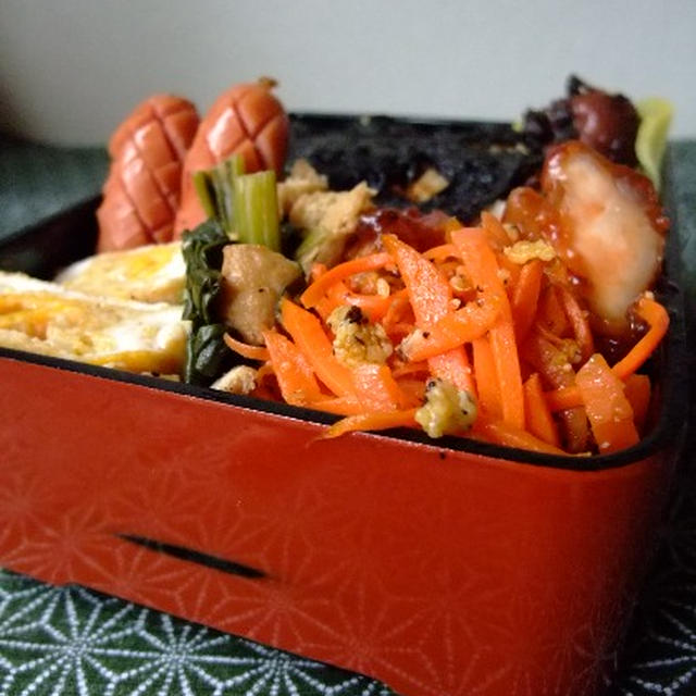から揚げチリソースお弁当。