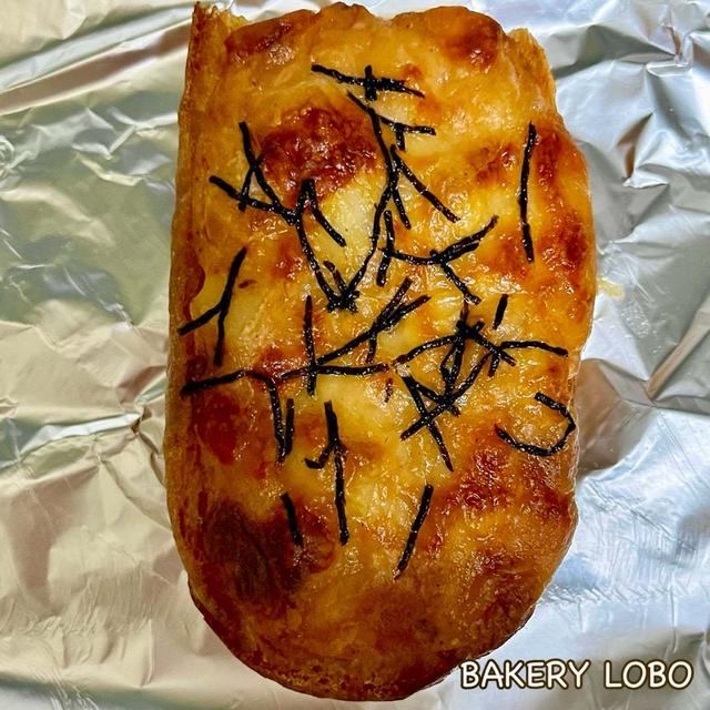 明太ポテトのタルティーヌと レンコンとチキンのタルティーヌ