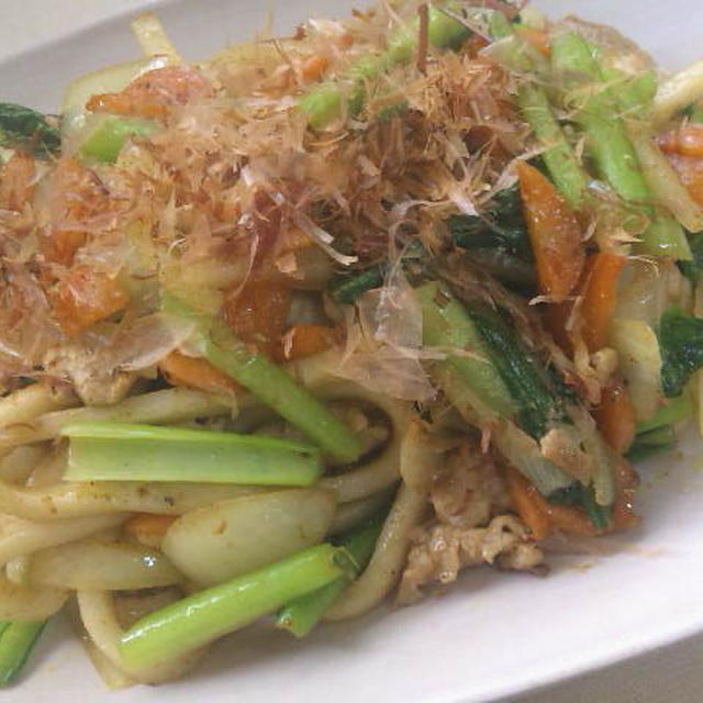 カレー焼きうどん